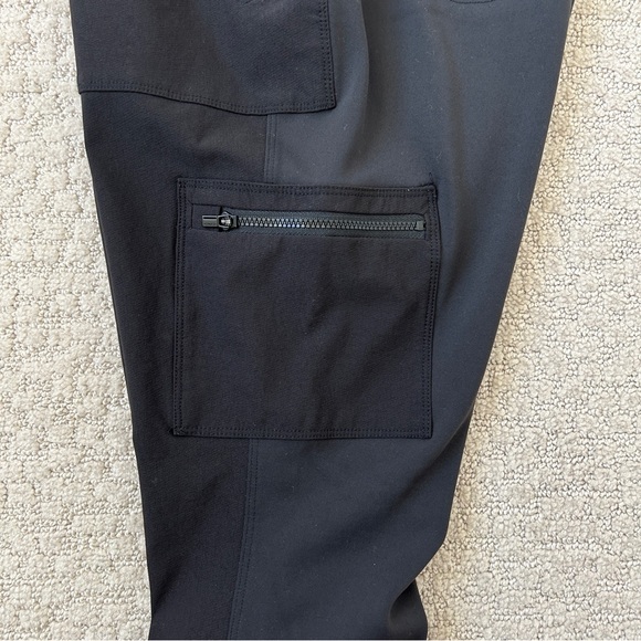 Athleta Leggings 12 Headlands Hybrid Cargo Pockets Tights Hiking Outdoors Black - Picture 7 of 14